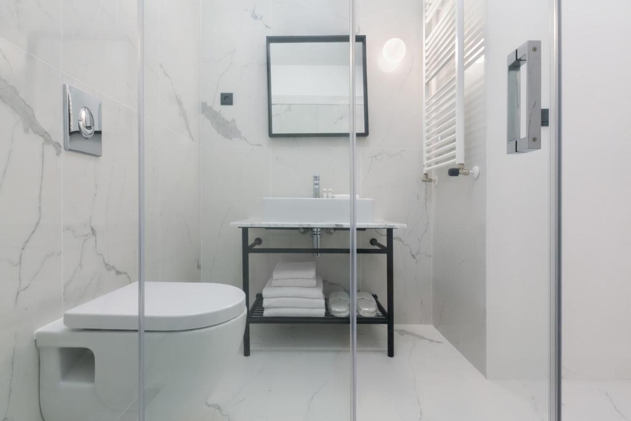 Bumblebee Luxury Apartments Zagreb Rum bild